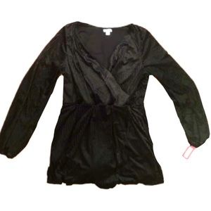 NWT Velvet Romper Long sleeves cute